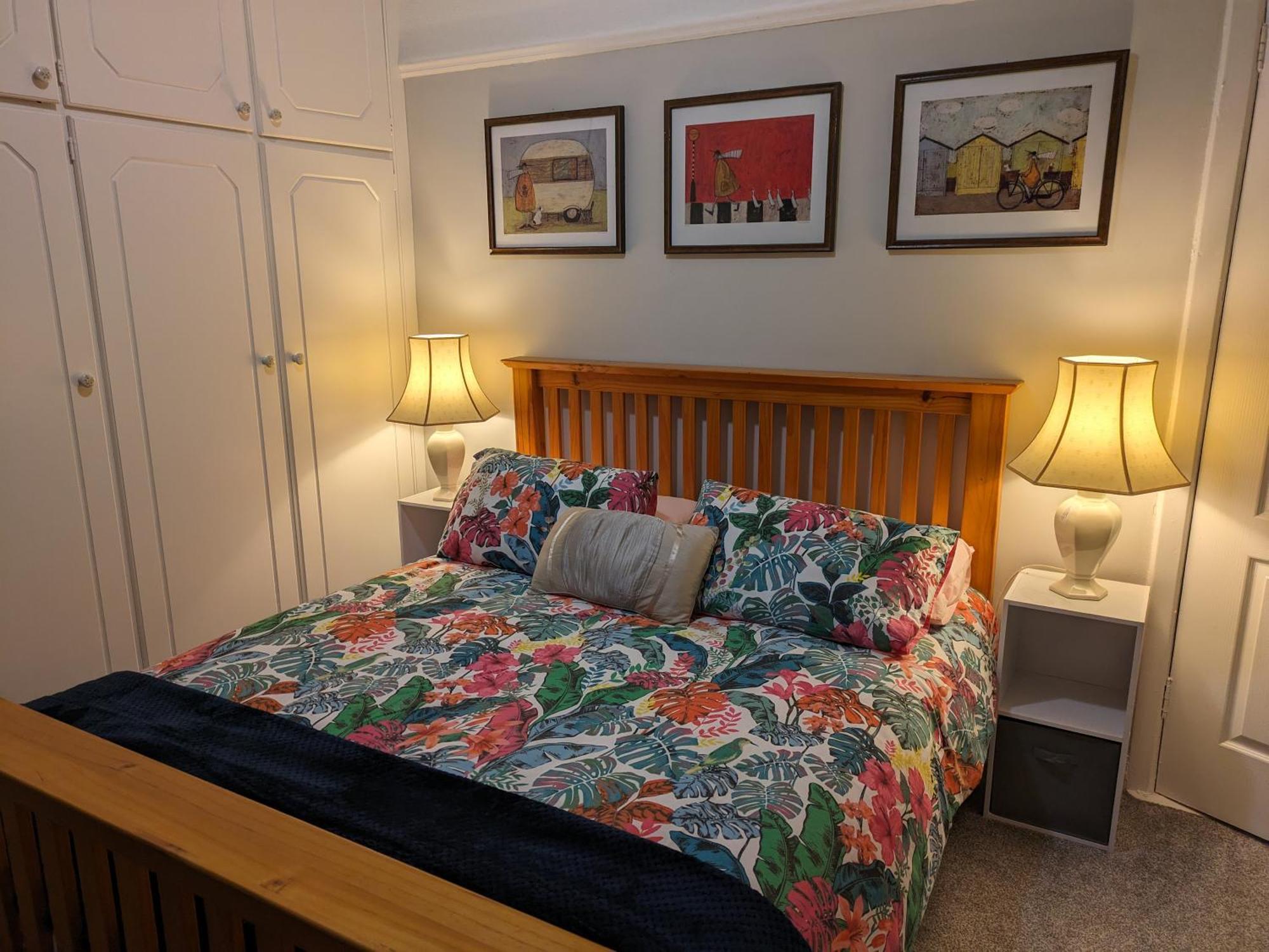 בלפסט Mairead - Cosy Property In Gaeltacht Quarter מראה חיצוני תמונה
